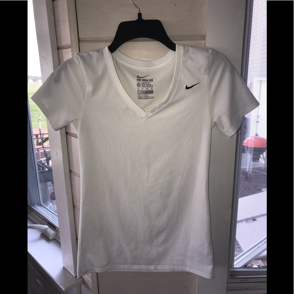 The Nike Tee. Dri-Fit